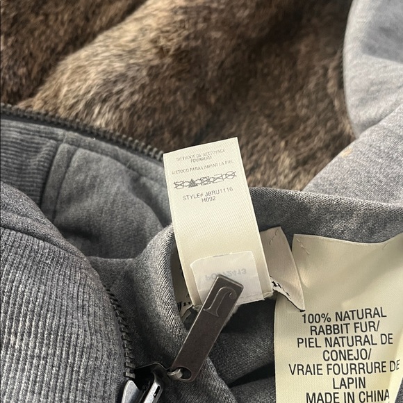 Juicy Couture Heather Gray Sweatshirt Fur Lined - Picture 13 of 13